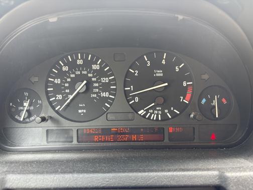 2002 BMW X5 3.0i