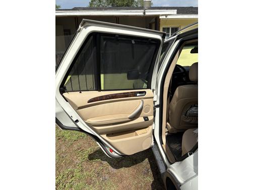 2002 BMW X5 3.0i