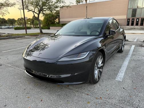 2026 Tesla Model 3 Premium RWD