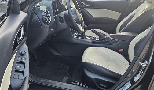 2016 Mazda Mazda3 s Grand Touring