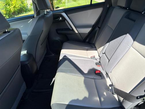 Gray 2015 Toyota RAV4 Limited