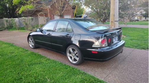 2001 Lexus IS 300 Base