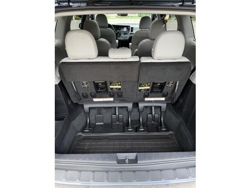 2016 Toyota Sienna Limited Premium