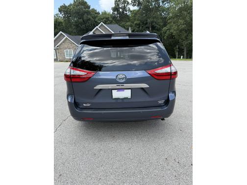 2016 Toyota Sienna Limited Premium