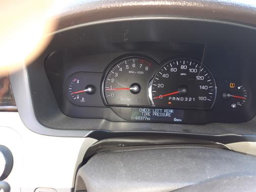 2008 Cadillac DTS Luxury III