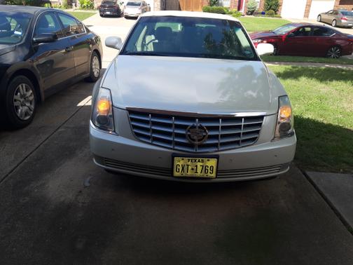 2008 Cadillac DTS Luxury III
