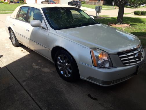 2008 Cadillac DTS Luxury III