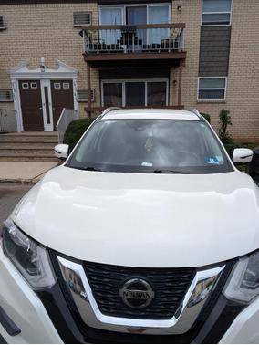 White 2020 Nissan Rogue SV