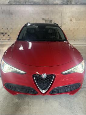 2019 Alfa Romeo Stelvio Sport