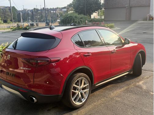 2019 Alfa Romeo Stelvio Sport