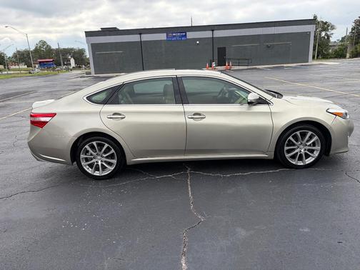 Gold 2015 Toyota Avalon XLE
