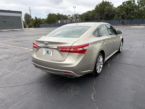 Gold 2015 Toyota Avalon XLE