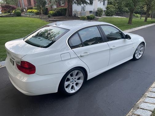 2006 BMW 330 i