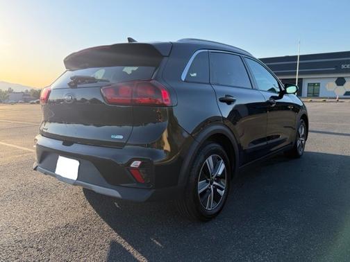 Black 2020 Kia Niro Plug-In Hybrid LXS