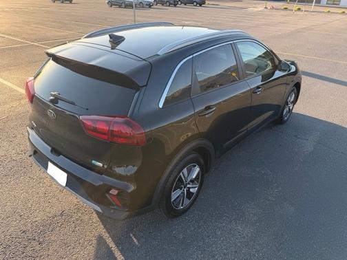 Black 2020 Kia Niro Plug-In Hybrid LXS