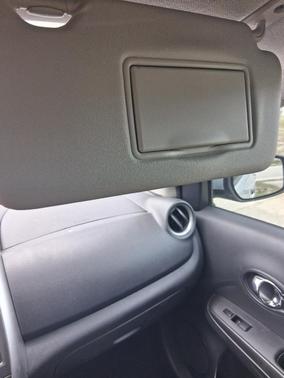 Silver 2019 Nissan Versa 1.6 SV