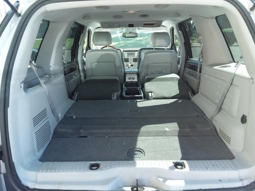 Photo 5 of 29 of 2004 Lincoln Aviator Base