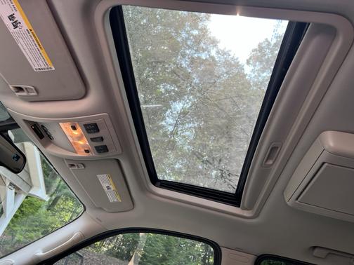 Beige 2007 Chevrolet Tahoe LT