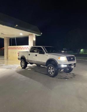 2005 Ford F-150 Lariat SuperCrew