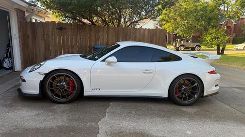 White 2015 Porsche 911 911 GT3