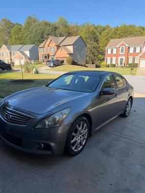 Silver 2013 INFINITI G37 x