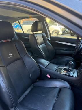 Silver 2013 INFINITI G37 x