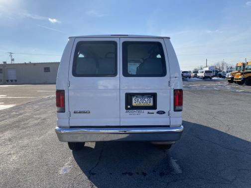 2009 Ford E250 Base