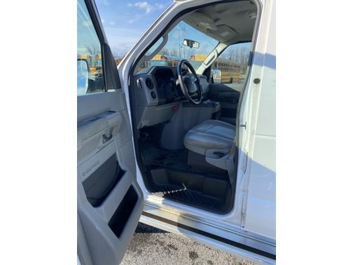 2009 Ford E250 Base