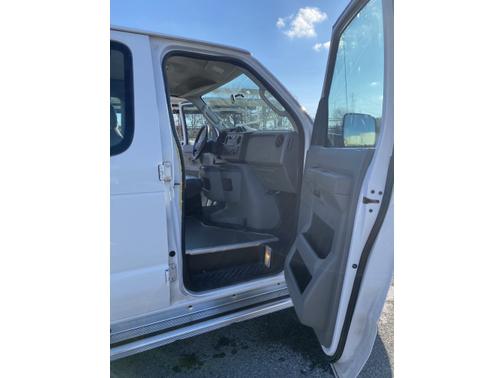 2009 Ford E250 Base
