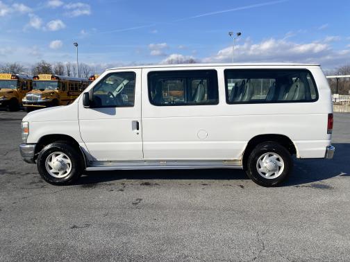 2009 Ford E250 Base