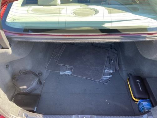 Photo 5 of 16 of 2008 Acura TL Type S