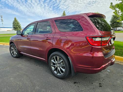 Red 2017 Dodge Durango GT