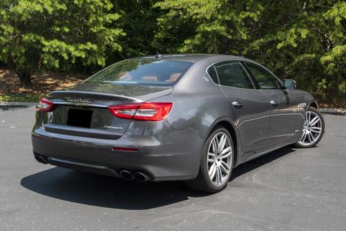 2018 Maserati Quattroporte S GranLusso