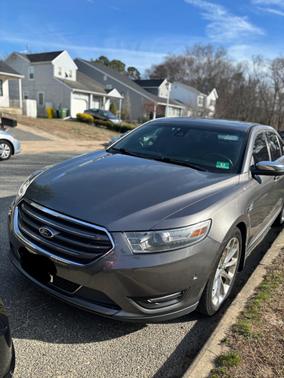 2013 Ford Taurus Limited