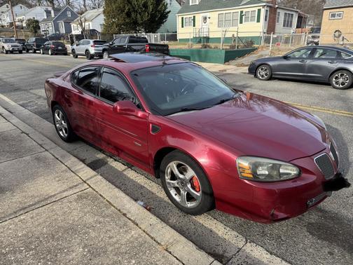 2005 Pontiac Grand Prix GXP