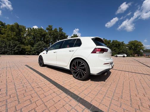 White 2022 Volkswagen Golf GTI 2.0T Autobahn
