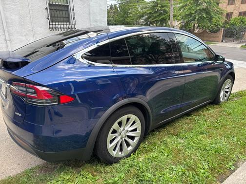 2019 Tesla Model X Long Range