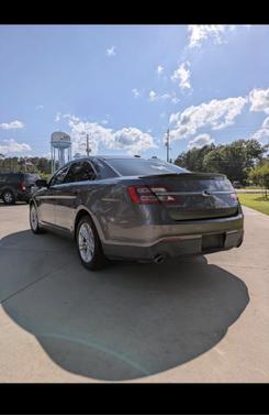 2014 Ford Taurus SEL
