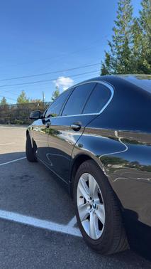 Black 2011 BMW 528 i