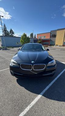 Black 2011 BMW 528 i