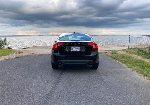 Black 2013 Volvo S60 T5 Premier Plus