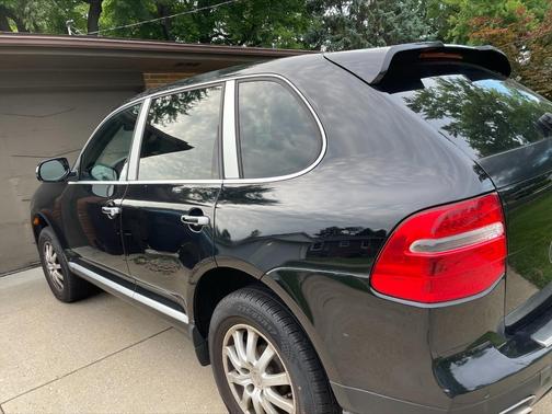 Black 2008 Porsche Cayenne Cayenne