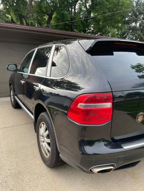 Black 2008 Porsche Cayenne Cayenne