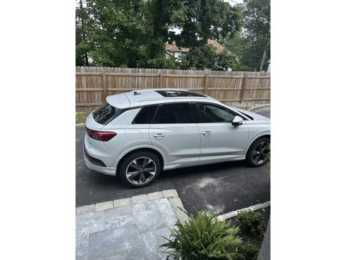 2022 Audi Q4 e-tron 50 Premium