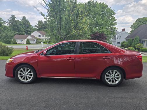 2014 Toyota Camry XLE