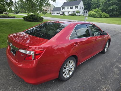 2014 Toyota Camry XLE