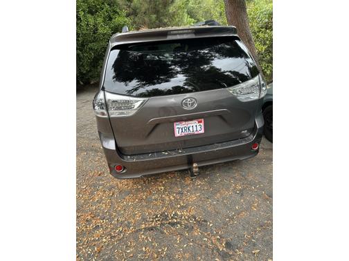 2017 Toyota Sienna SE Premium