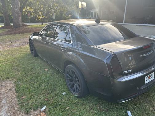 Gray 2018 Chrysler 300 Touring