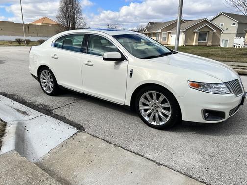 2012 Lincoln MKS Base