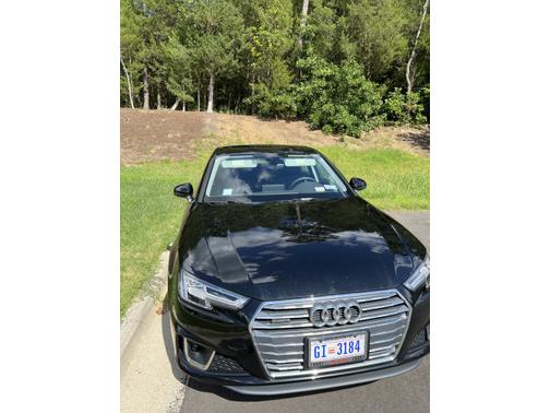 Photo 2 of 10 of 2019 Audi A4 2.0T Premium